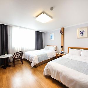 Family Twin Room